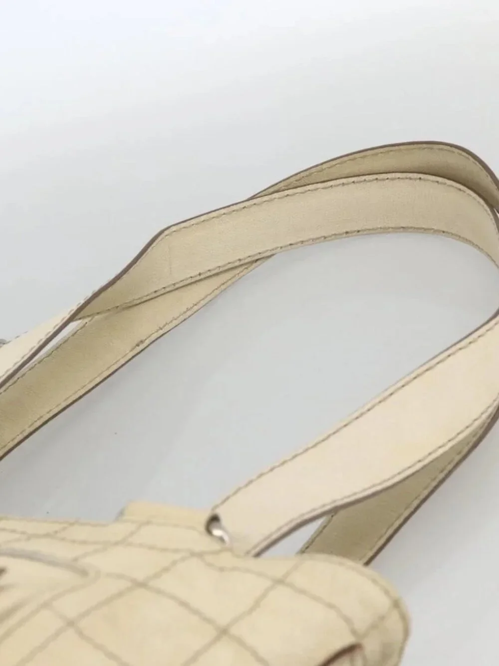 CHANEL Choco Bar Hand Bag Leather Ivory Silver CC Auth bs34277